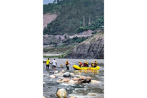 Rescue ops for 2 trapped in river at Chinyalisaur